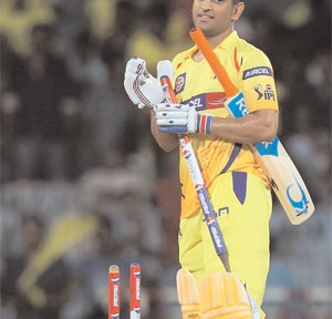 Dhoni Takes Stumbling Chennai Home