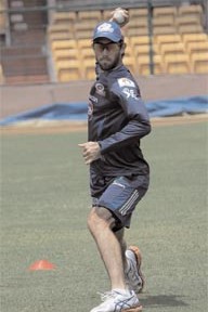 Mumbai Indians look to preserve dominance