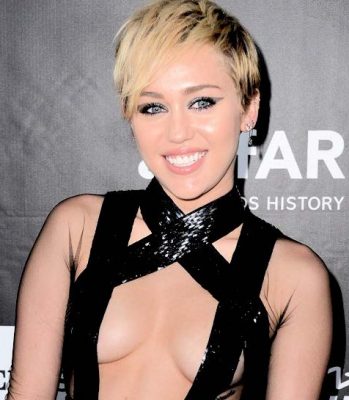 349px x 400px - MILEY CYRUS IS COMFORTABLE BEING NAKED â€” The Indian Panorama