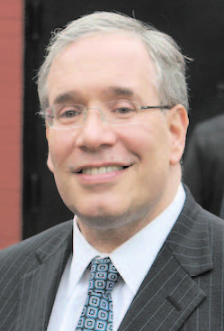 New York City Comptroller Scott M. Stringer released an "Immigrant Rights and Services Manual,"