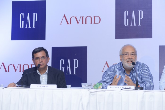 1483_Sanjay Lalbhai, CMD, Arvind Ltd. (on right) & J. Suresh, MD & CEO, Arvind Lifestyle Brands Ltd at a press conference to announce tie-up with GAP