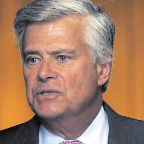 Dean Skelos is fast losing support of his party members