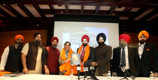 Sant Singh Chatwal and Daman Chatwal being honored in New York, May 27. (Left to right) Gurmeet Singh , Paramjit Singh Rana, chairman of DSGMC Dharam Prachar Committee, Sant Chatwal, Manjit Singh, president of DSGMC, Manjinder Singh Sirsa and Producer Bobby Bedi, Puneet Singh Chandhok during the launch of MOOL project for a Sikh Center for International Studies in Rakab Ganj Gurdwara, New Delhi. Photo/ Mohammed Jaffer-SnapsIndia