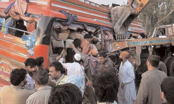 13 KILLED IN PAKISTAN ROAD ACCIDENTS