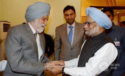 Air Marshal Arjan Singh with former PM Dr. Manmohan Singh