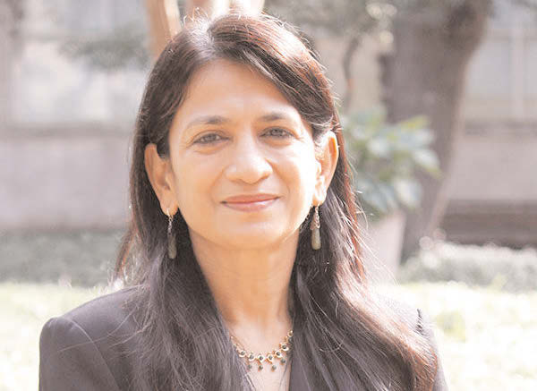 Rupa Iyer, an Associate Dean, Research and Graduate Studies at the University of Houston's College of Technology has been given the "Distinguished Leadership in Teaching Excellence Award"
