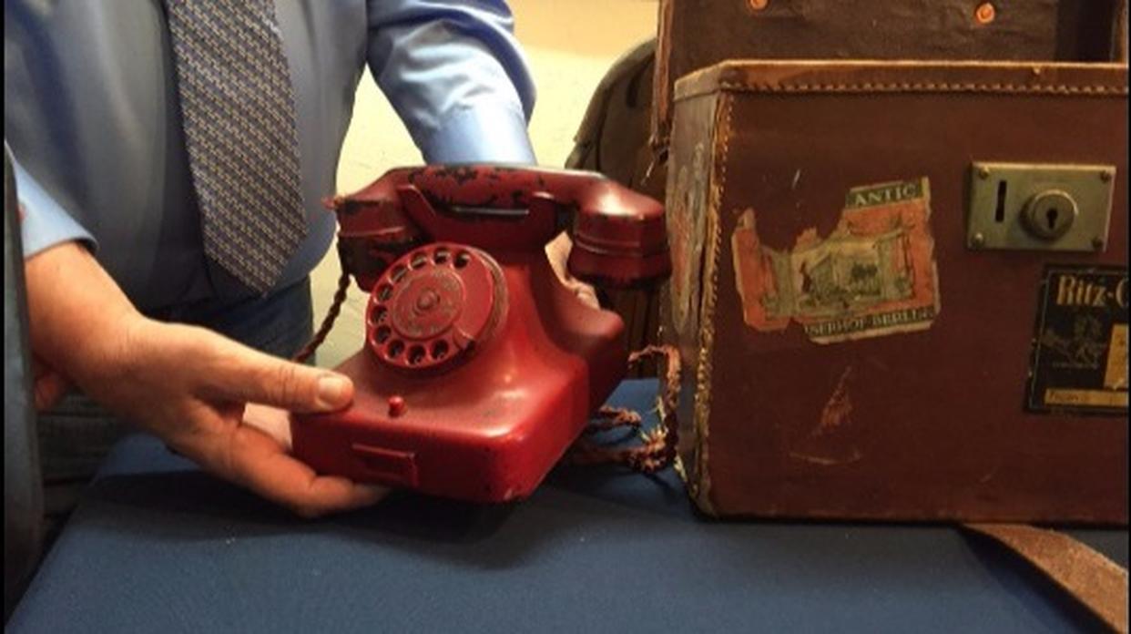 #Hitler's phone bought for $243k by an Anonymous Bidder