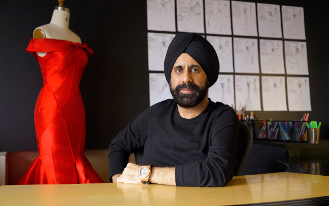 Born in India, Designer Mac Duggal’s enthusiasm for women’s couture fashion was honed at an early age when he took a sketch pad and began to merge the rich, royal history and opulent traditions of his native land with a sophisticated and contemporary esthetic.