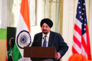 Prof. Indrajit S Saluja, President of Indo-US Foundation introduced the program and the Consul General