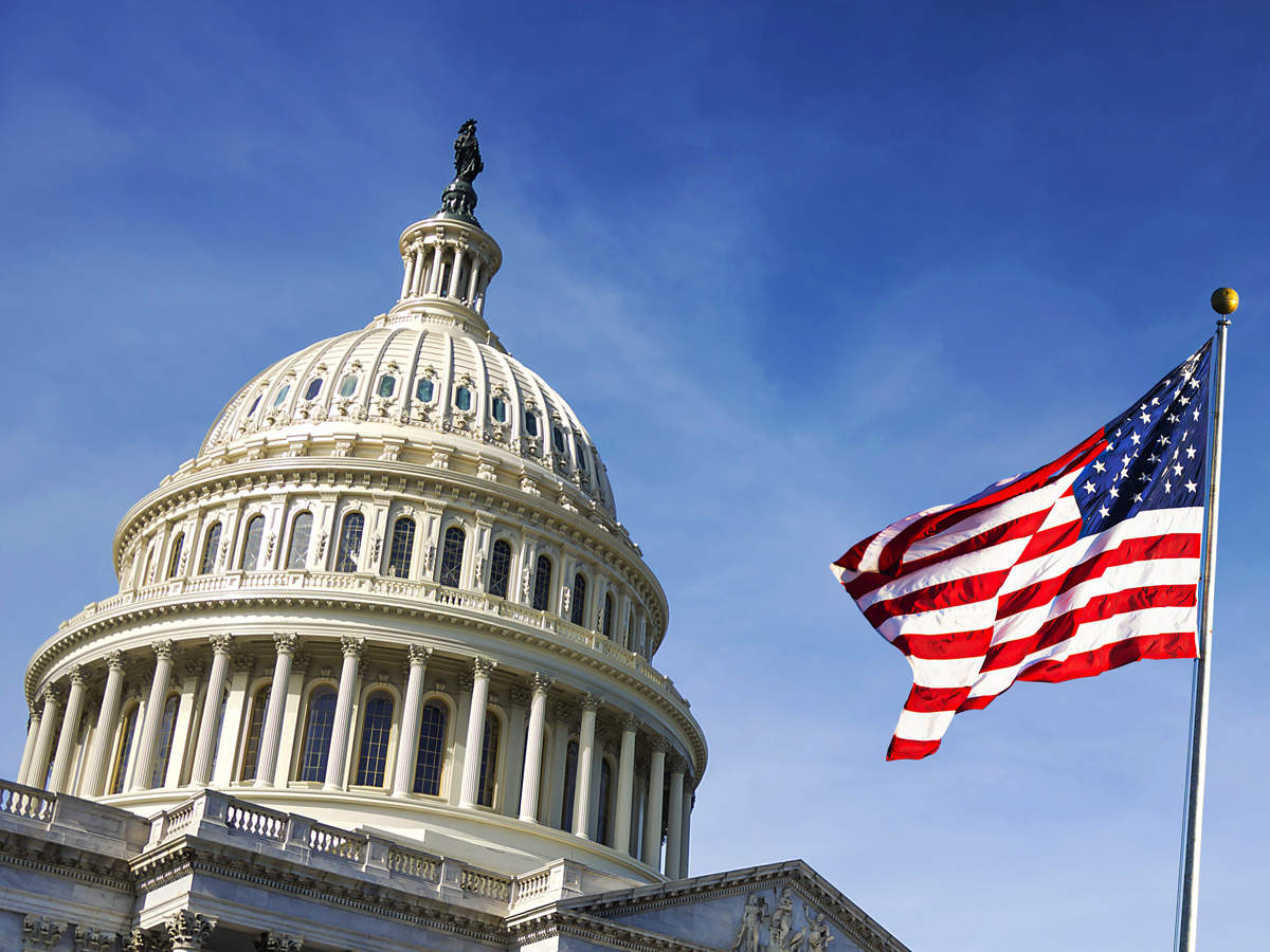 709,000 seek US jobless aid as pandemic escalates