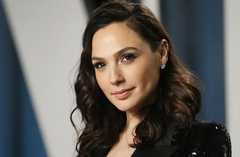 Gal Gadot To Star In ‘Heart Of Stone’