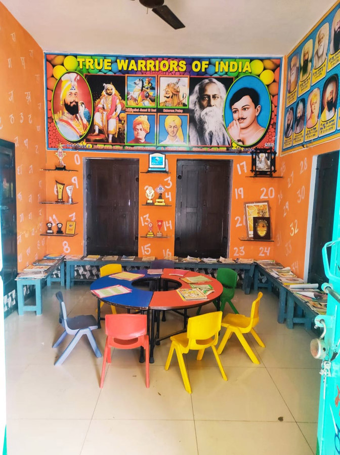 UK based Indians Colored furniture history of patriots on the wall