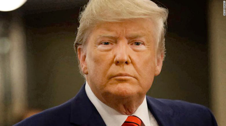 TRUMP SHUTS DOWN HIS BLOG AFTER A MONTH BECAUSE SO MANY PEOPLE WERE MAKING FUN OF IT