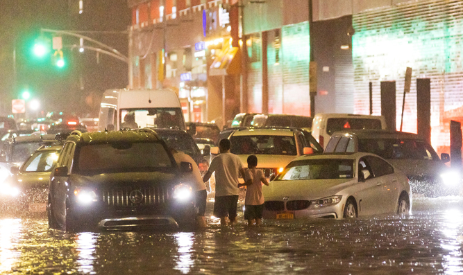 NYC Queens cars stuck in water