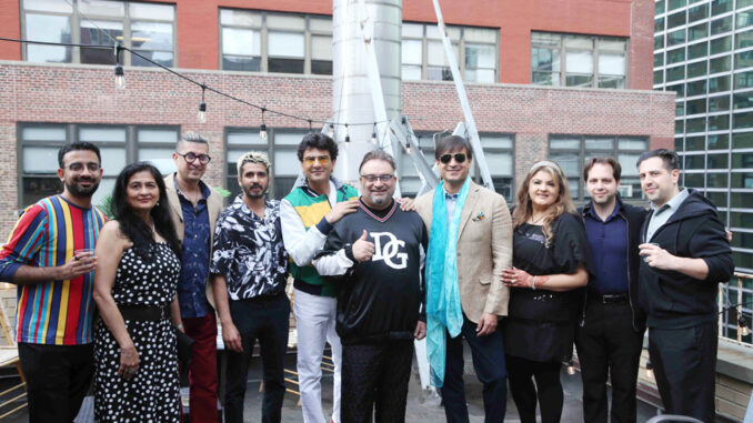 T 1 TRIBECA-FF-2022_COMING-OUT_CELEBRATION-WITH-VIKAS-KHANNA_unnamed (2)