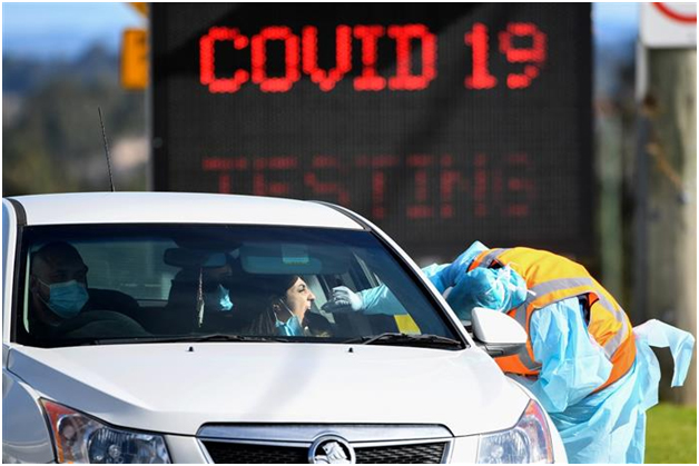 Australians urged to work from home as winter Omicron wave swamps hospitals