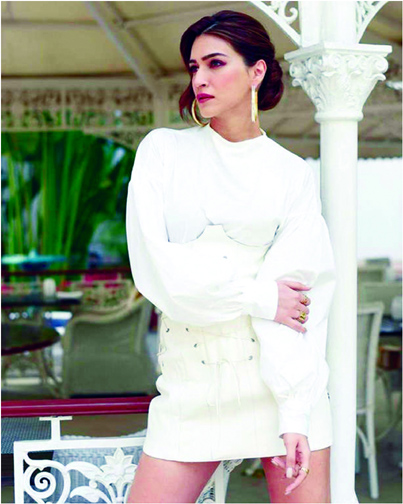 Guide to turn your glossy lipstick matte