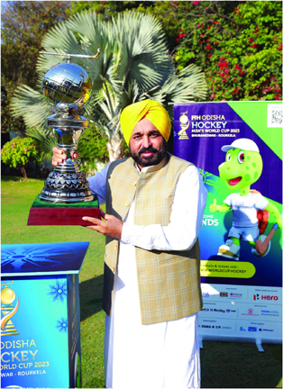 Punjab CM Bhagwant Mann welcomes Hockey WC 2023 Trophy in Amritsar