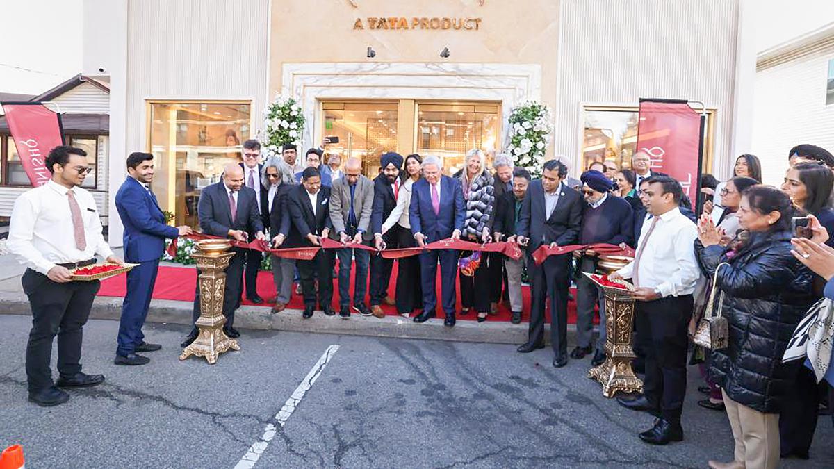 Tanishq enters American market; first store inaugurated by Senator Robert Menendez