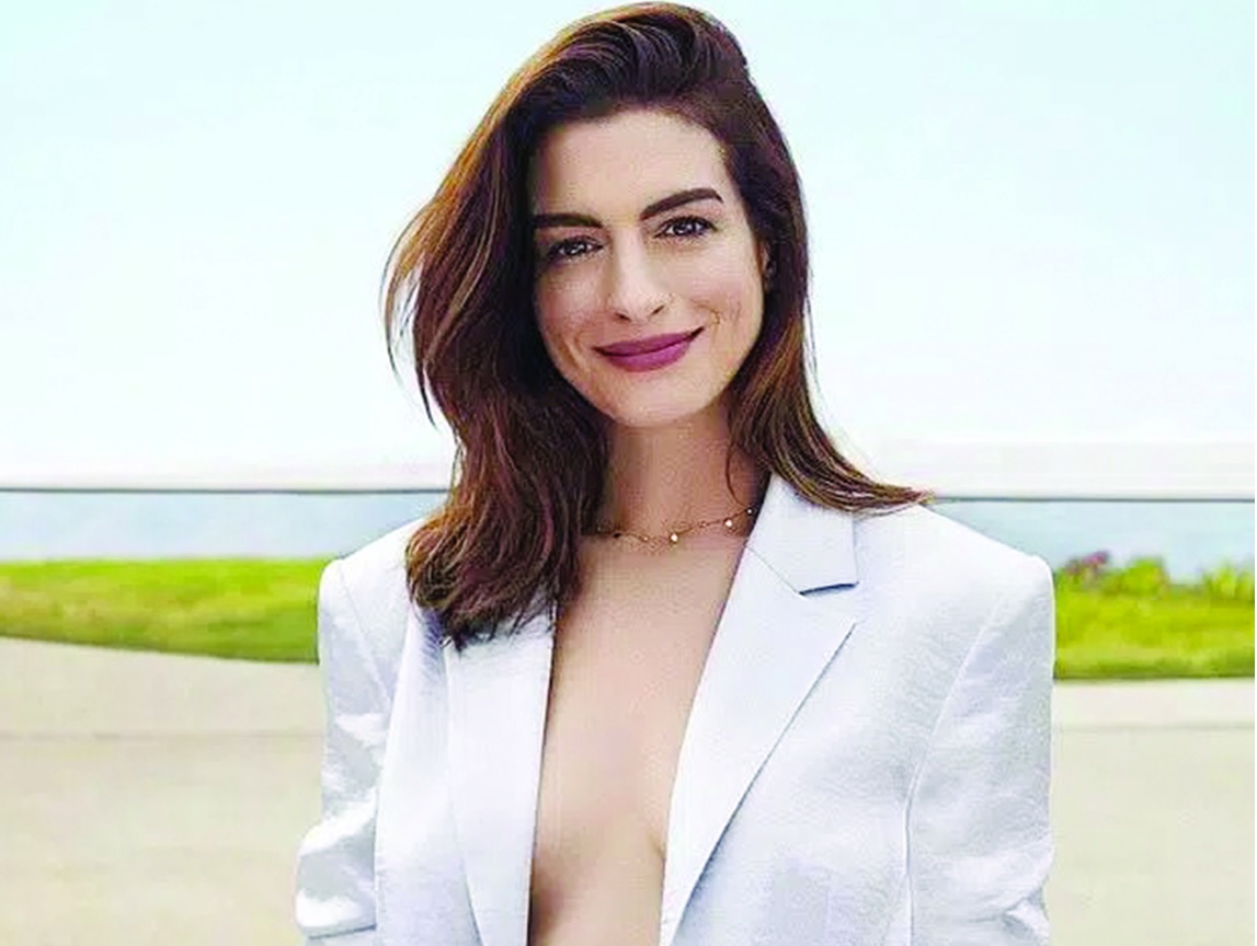 Anne Hathaway dances her heart out in viral, mesmerising video