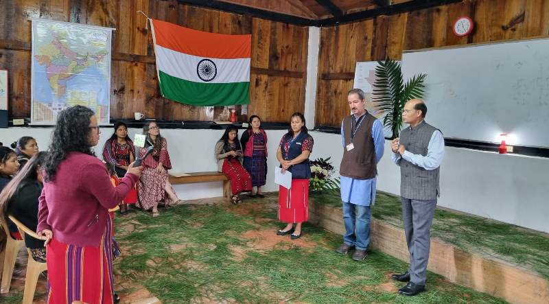 Barefoot College International Guatemala, Aldea Batzul, Chajul organizó 2da Ceremonia de Graduación de Ingenieros Solares – The Indian Panorama