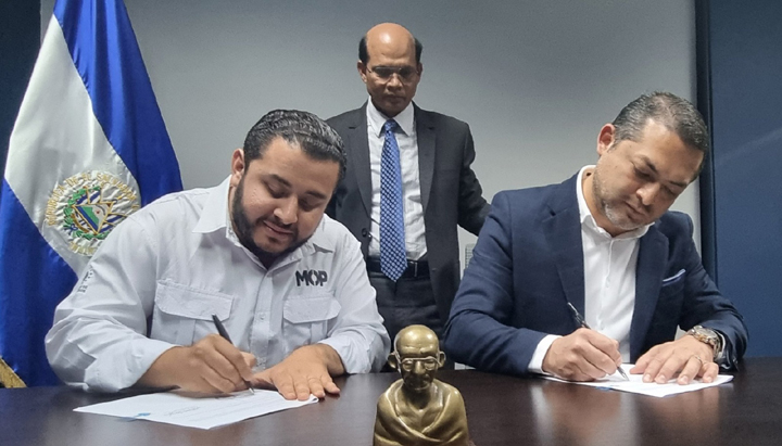 CONSTRUCTION OF METRO LINE IN SAN SALVADOR