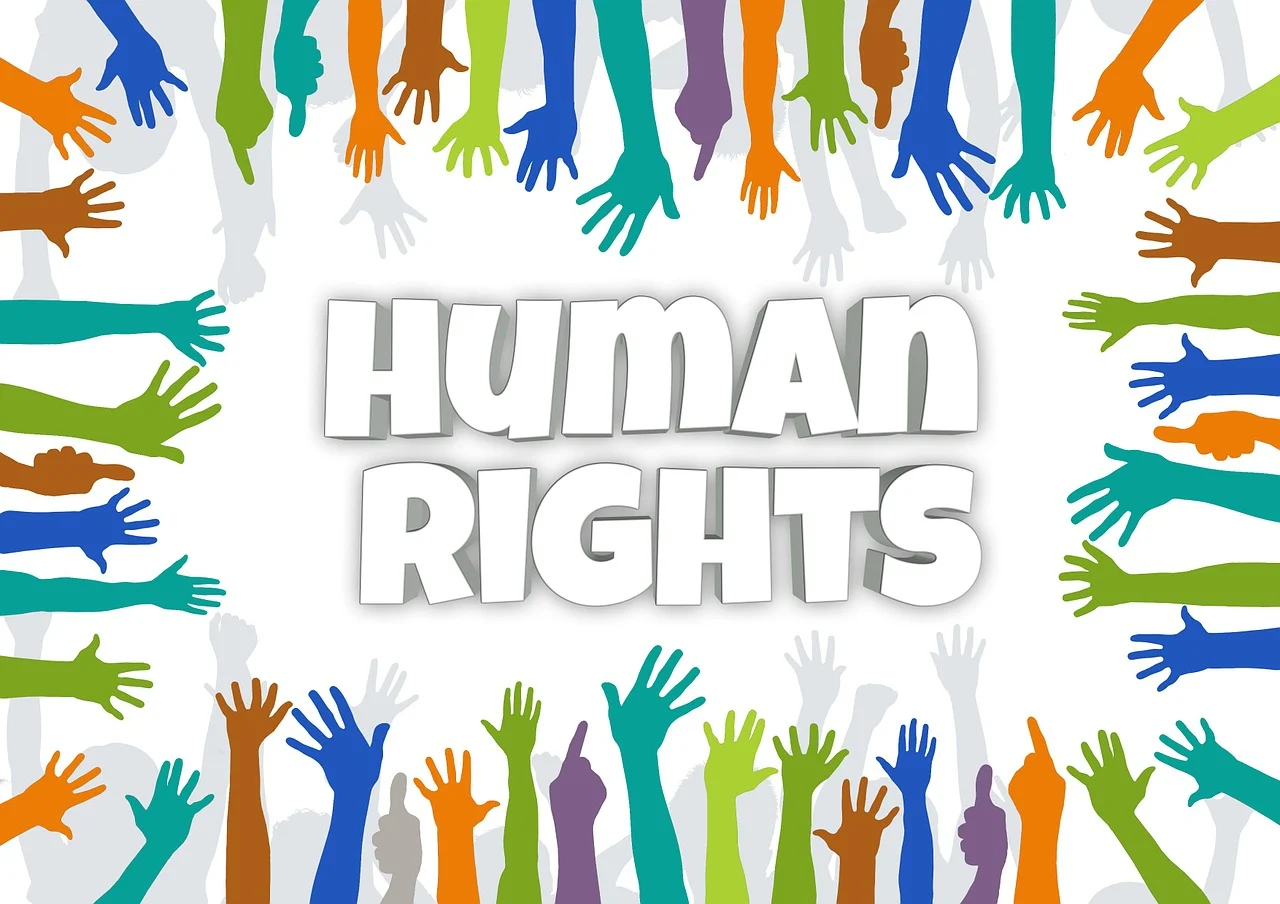 Moral pressure and human rights compliance