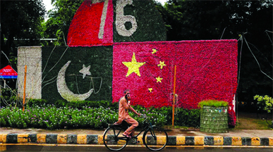Pakistan bows to China, lets Beijing set up security posts on its soil